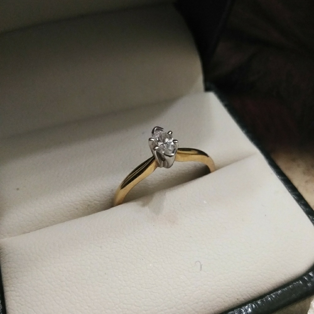 *HOLD FOR MADKIS22* 14k gold diamond ring